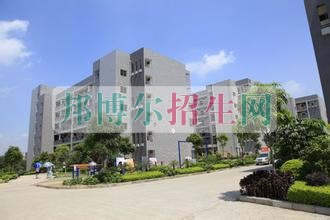 廣西交通職業(yè)技術(shù)學院招生辦聯(lián)系電話