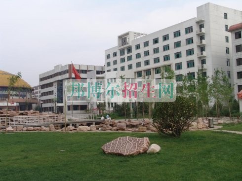 山西省財政稅務(wù)?？茖W(xué)校招生辦聯(lián)系電話