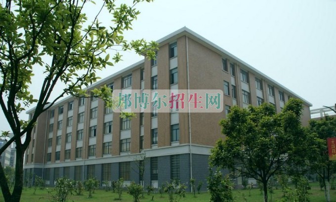 湖南商務職業(yè)技術學院招生辦聯系電話
