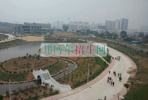 南陽醫(yī)學(xué)高等?？茖W(xué)校