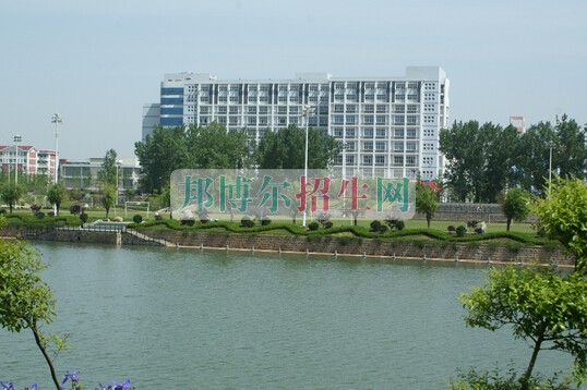 漯河醫(yī)學高等?？茖W校