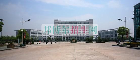 浙江金融職業(yè)學(xué)院招生辦聯(lián)系電話(huà)