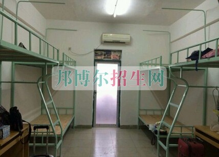 益陽醫(yī)學(xué)高等?？茖W(xué)校