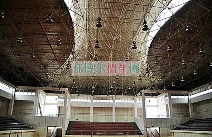 上完中?？梢陨洗髮? width=