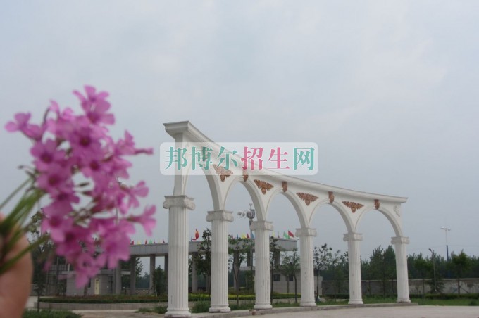 有什么好的應用電子技術(shù)學校