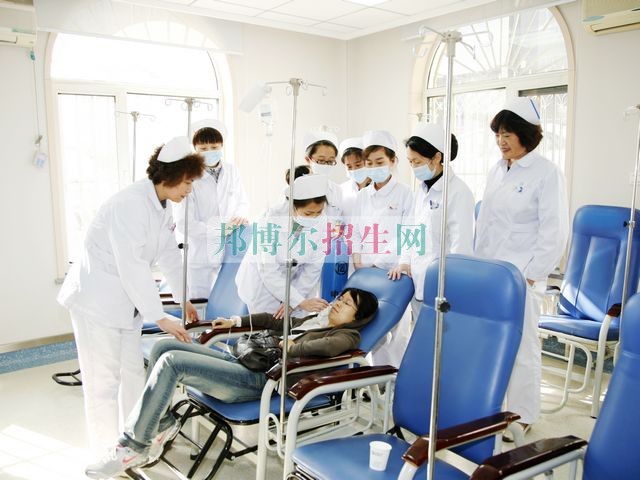 關(guān)于涉外護理的大專學(xué)校