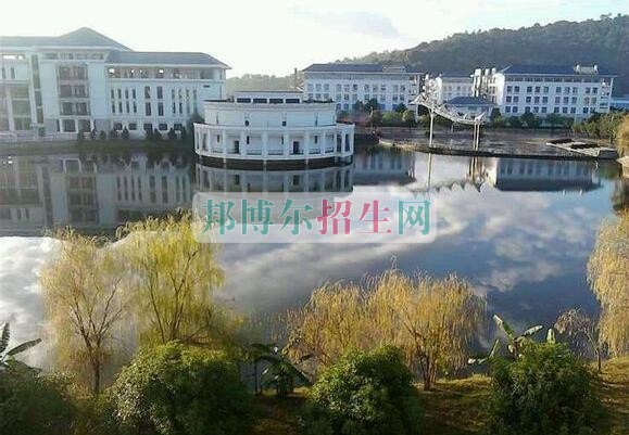 中?？祻?fù)治療可以考大專嗎