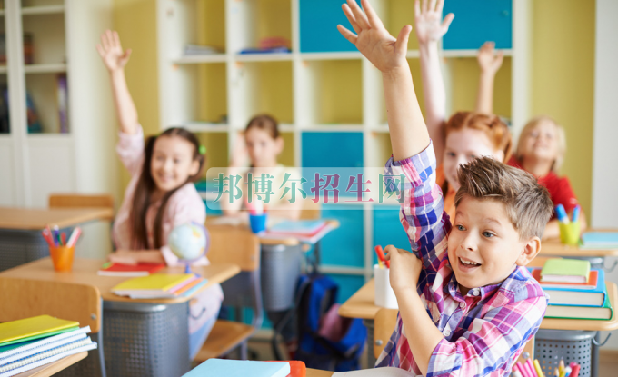 成都內(nèi)比較好的教育技術(shù)學大專學校