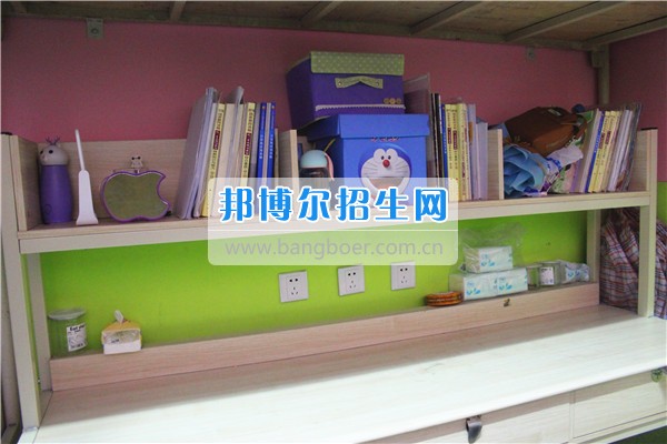 成都希望幼師學校是責任？更是一種愛！