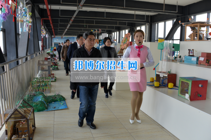 川南幼兒師范高等?？茖W校迎接隆昌縣創(chuàng)建第四屆省級文明城市測評組考評