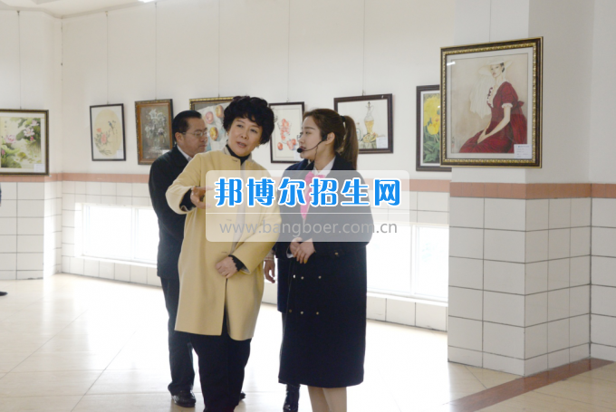 市委常委、宣傳部長潘梅到川南幼兒師范高等?？茖W(xué)校調(diào)研思想政治工作