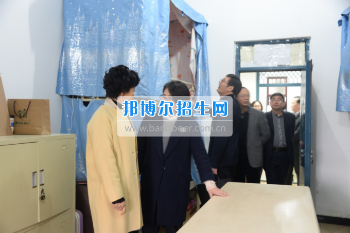 市委常委、宣傳部長潘梅到川南幼兒師范高等?？茖W(xué)校調(diào)研思想政治工作