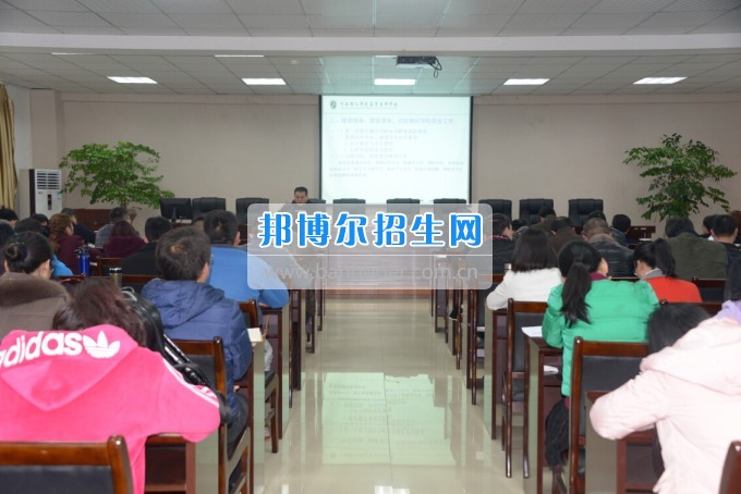 川南幼兒師范高等?？茖W(xué)校組織開展“安全與突發(fā)應(yīng)急管理能力”專題培訓(xùn)