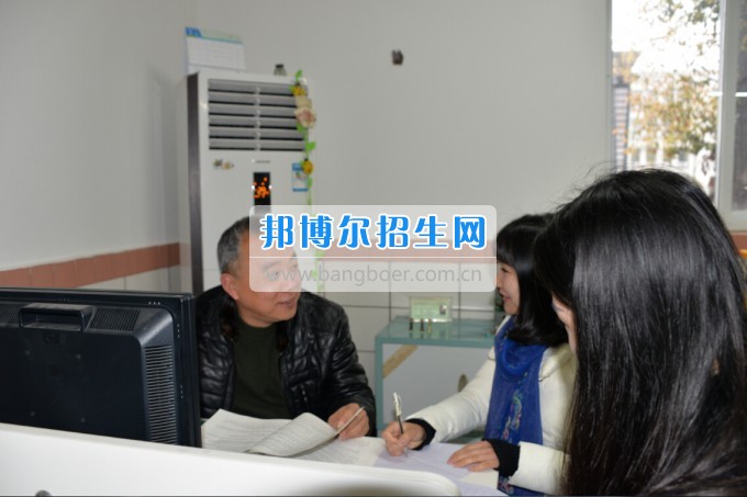川南幼兒師范高等?？茖W校2017質量年：撲下身子抓落實