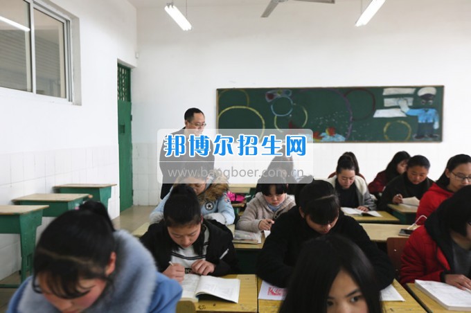 川北幼兒師范高等?？茖W(xué)校上好新學(xué)期第一課 嚴(yán)把課堂教學(xué)質(zhì)量關(guān)