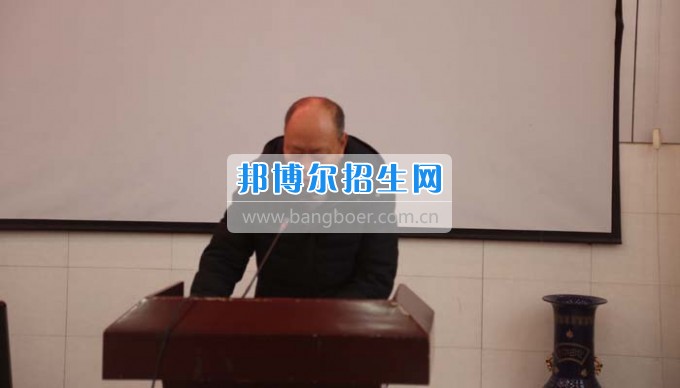四川省古藺縣職業(yè)高級(jí)中學(xué)校集智匯力，全力推進(jìn)依法治校