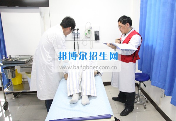 2017年成都醫(yī)學院研招擬錄取結束臨床專碩一志愿生源充裕