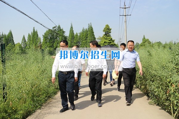 2017年成都農(nóng)業(yè)科技職業(yè)學院召開“校地合作、共建園區(qū)”專題會