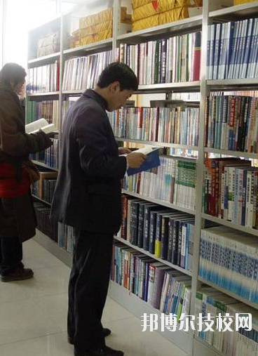 甘南州衛(wèi)生學(xué)校2020年報名條件、招生要求、招生對象