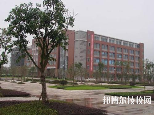 武漢鐵路橋梁職業(yè)學(xué)院2020年報(bào)名條件、招生要求、招生對(duì)象