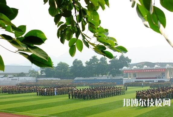 重慶農(nóng)業(yè)學(xué)校2020年報(bào)名條件、招生要求、招生對象