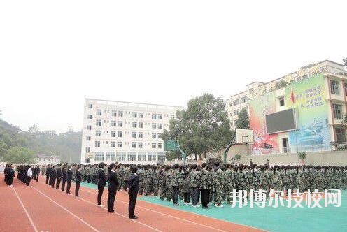 重慶統(tǒng)景職業(yè)中學(xué)怎么樣、好不好
