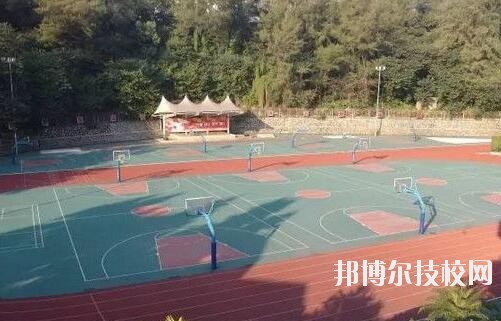 四川儀表工業(yè)學(xué)校2020年報(bào)名條件、招生要求、招生對(duì)象