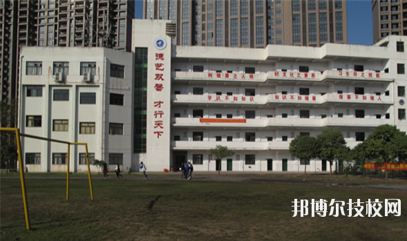 贛州應(yīng)用技術(shù)職業(yè)學(xué)校怎么樣、好不好