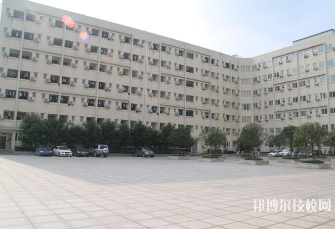 重慶礦業(yè)工程學校怎么樣、好不好