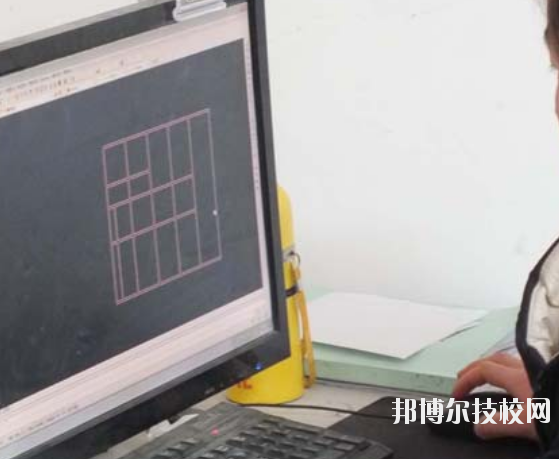 甘肅金城理工中等專業(yè)學(xué)校2020年學(xué)費(fèi)、收費(fèi)多少