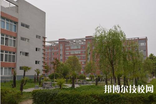 陜西航空技師學(xué)院2020年報(bào)名條件、招生要求、招生對(duì)象