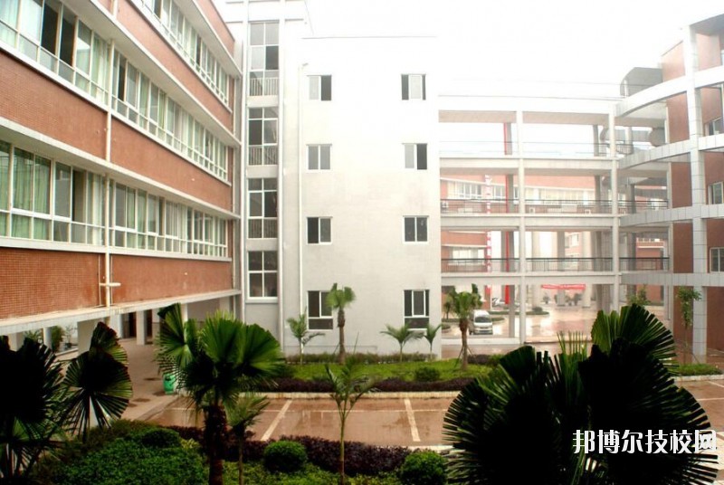 重慶龍門(mén)浩職業(yè)中學(xué)校2020年有哪些專(zhuān)業(yè)