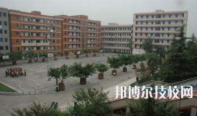 簡陽育英文武職業(yè)技術學校網站網址
