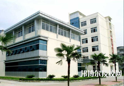 江西化學(xué)工業(yè)高級技工學(xué)校2020年報名條件、招生要求、招生對象