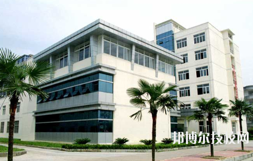 江西化學(xué)工業(yè)技工學(xué)校怎么樣、好不好