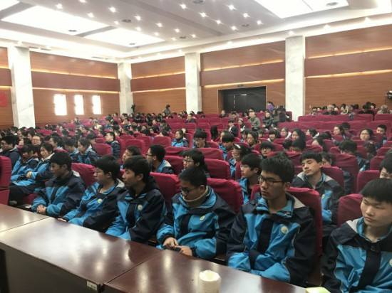 南京商業(yè)學(xué)校2020年報名條件、招生要求、招生對象