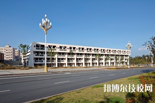 貴州廣播電影電視學(xué)校2020年報(bào)名條件、招生要求、招生對(duì)象