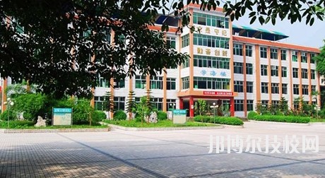 四川長(zhǎng)寧縣職業(yè)技術(shù)學(xué)校2020年報(bào)名條件、招生要求、招生對(duì)象