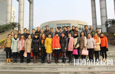 萍鄉(xiāng)湘東職業(yè)中等專業(yè)學(xué)校2020年報名條件、招生要求、招生對象 