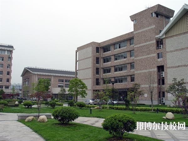 浙江藝術(shù)職業(yè)學(xué)院怎么樣、好不好