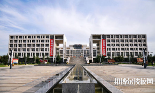 陜西商貿(mào)學(xué)院附屬中職校2020年報名條件、招生要求、招生對象 