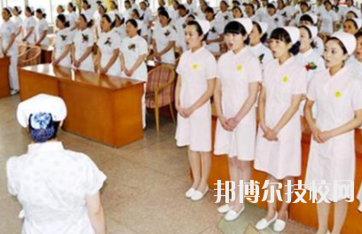 蘭州護(hù)士學(xué)校2020年報(bào)名條件、招生要求、招生對(duì)象