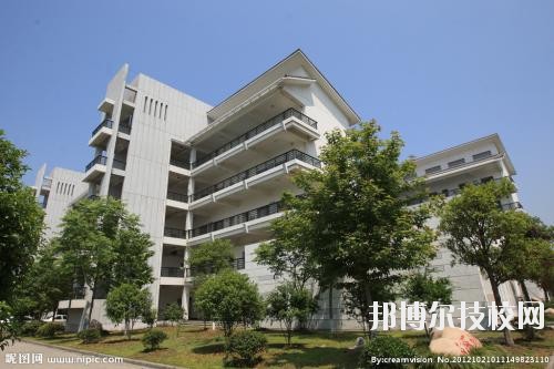 平壩職業(yè)高級(jí)中學(xué)怎么樣、好不好