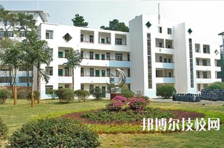  上高職業(yè)技術(shù)學(xué)校怎么樣、好不好