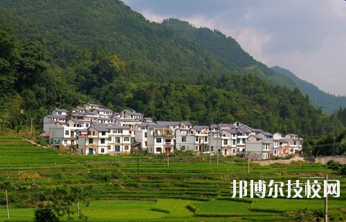 望謨中等職業(yè)學(xué)校怎么樣、好不好
