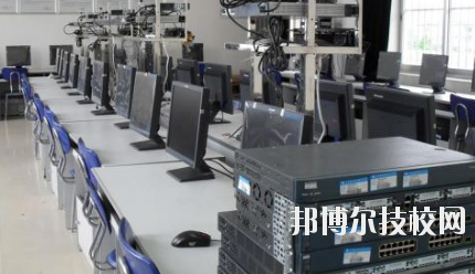 甘肅省藝術(shù)設(shè)計(jì)學(xué)校2020年學(xué)費(fèi)、收費(fèi)多少