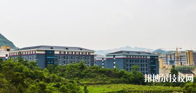 貴州經(jīng)貿(mào)職業(yè)學(xué)校2020年報(bào)名條件、招生要求、招生對象