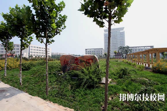 石家莊藝術(shù)職業(yè)學(xué)校2020年報名條件、招生要求、招生對象