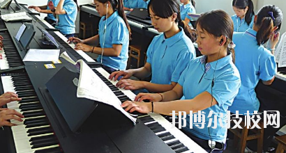 金昌職業(yè)技術(shù)學(xué)校2020年報(bào)名條件、招生要求、招生對象