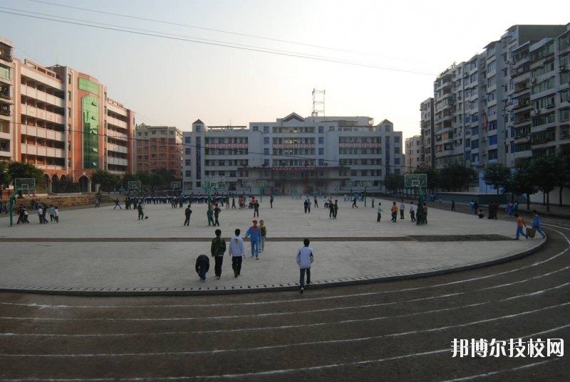 四川省鄰水縣興仁職業(yè)中學(xué)2020年報名條件、招生要求、招生對象